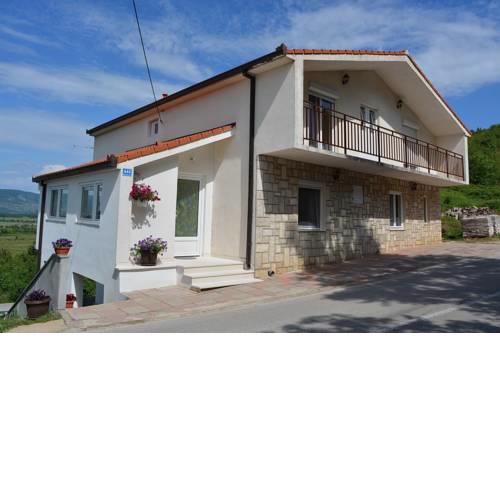 Holiday home Ljubičić