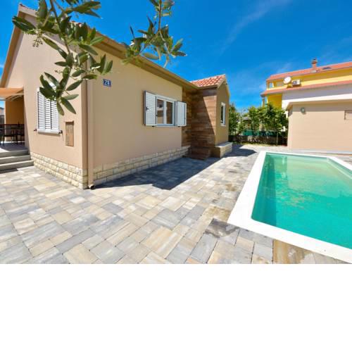 Holiday Home L&L