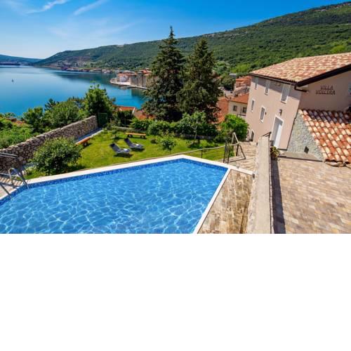 Holiday home Lokaj