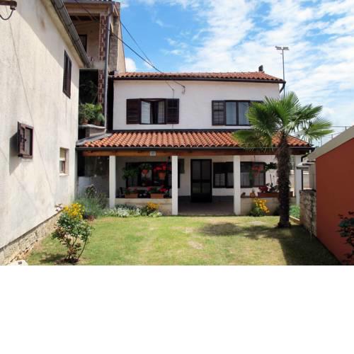 Holiday Home Luiza (PRC162)