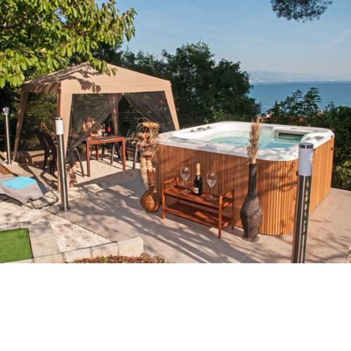Holiday Home M