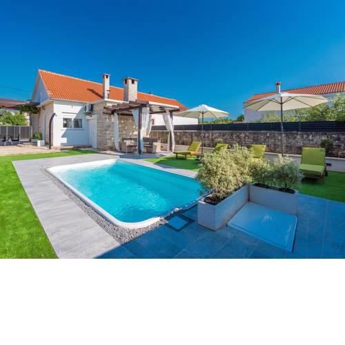 Holiday home Marcela with pool