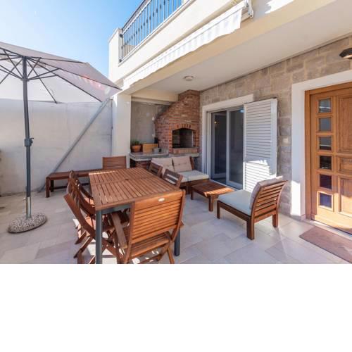Private Holiday Home in Petrcane by the Sea