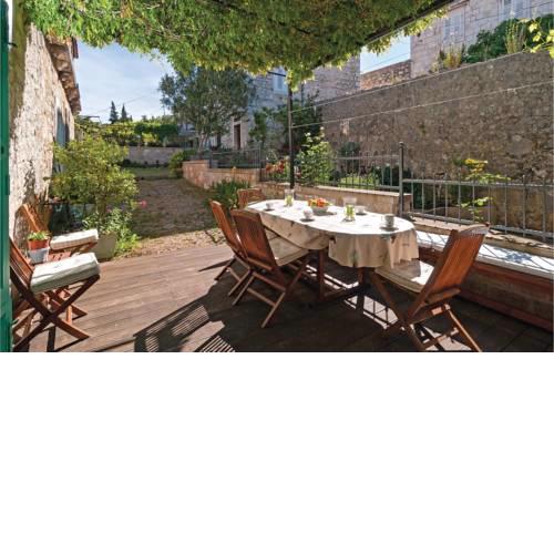 Holiday Home Milna I
