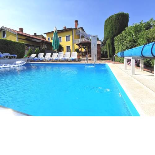 Holiday Home Mira