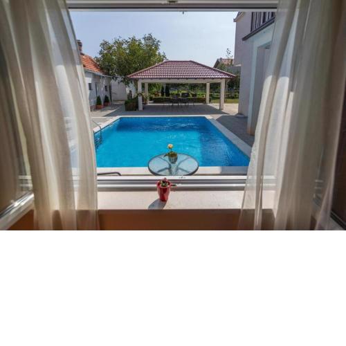 HOLIDAY HOME MIRELA, Makarska - Studenci