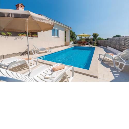 Holiday home Mirka