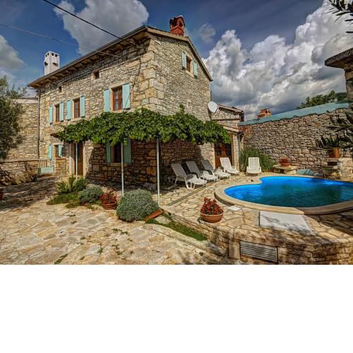 Holiday Home Orihi