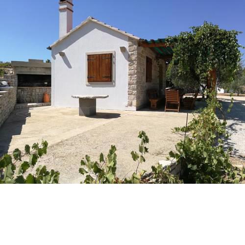 Holiday Home Pitve 17397
