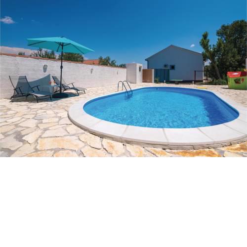Holiday Home Podgradina 01