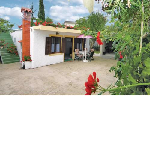 Holiday Home Premantura 02