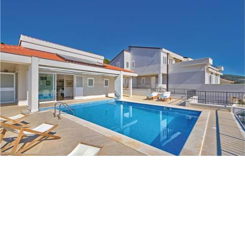 Holiday home Primosten-Dolac with outdoor pool