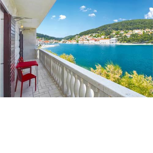 Holiday home Pucisca Put Macela