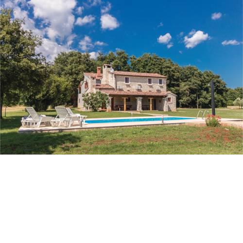 Holiday Home Pula with Fireplace 11