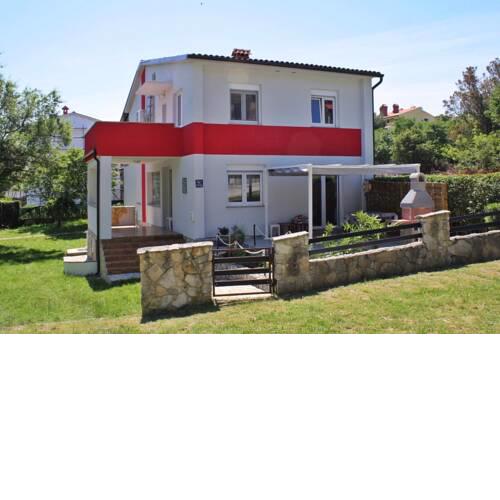Holiday Home Radmila - Pet Friendly House