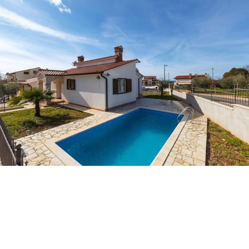 Holiday Home Radoši 23