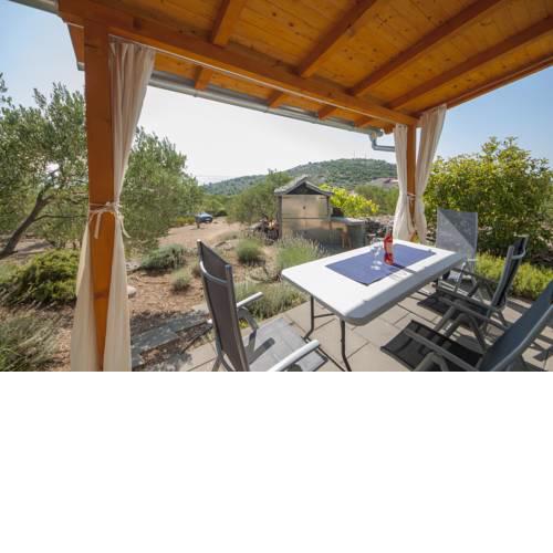 Holiday Home Robinzon