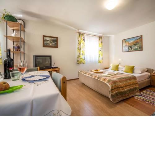 Holiday Home Rumora