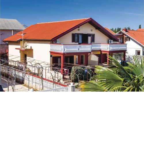 Holiday home Sabunike