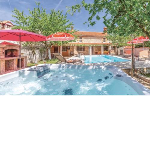 Holiday home Sajini III
