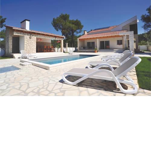 Holiday home Sibenik 1