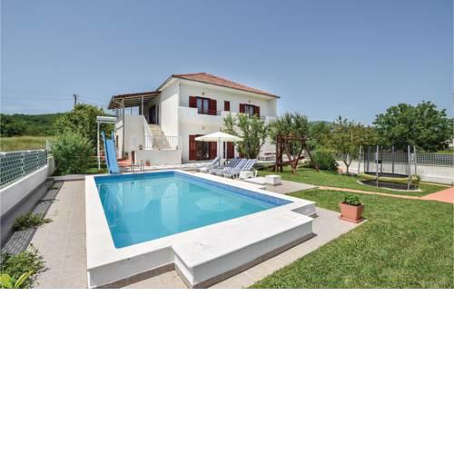 Holiday home Sinj with a Fireplace 417
