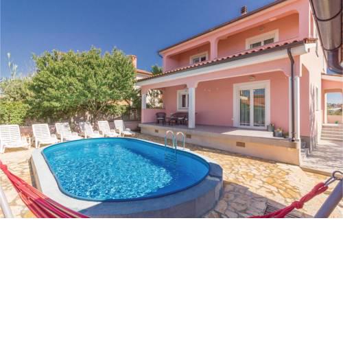 Holiday home Skatari 74 with Outdoor Swimmingpool