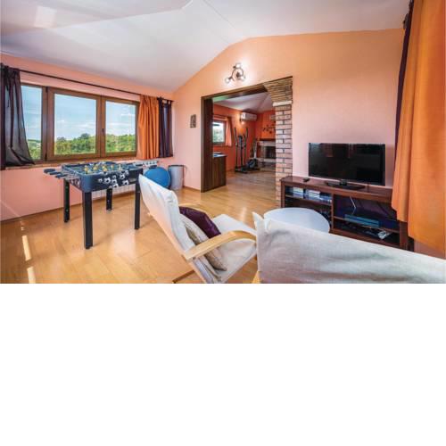 Holiday Home Smilovici with a Fireplace 08