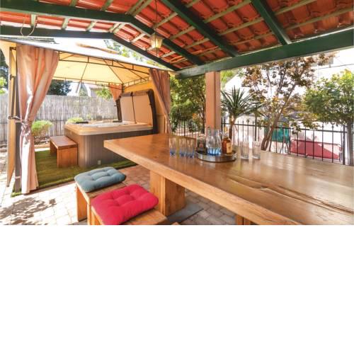 Holiday Home Split XI