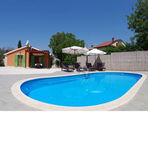 Quaint Holiday Home in Vodnjan with Private Swimming Pool
