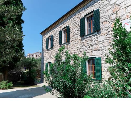 Holiday Home Stefan (IMU100)
