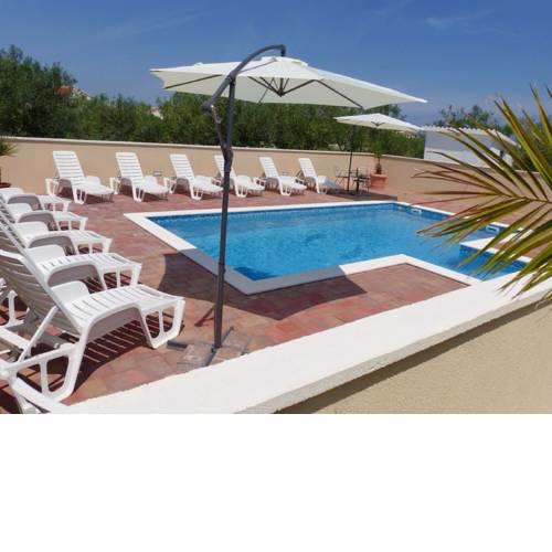 Holiday Home Stipe