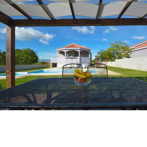 Holiday Home Stipe