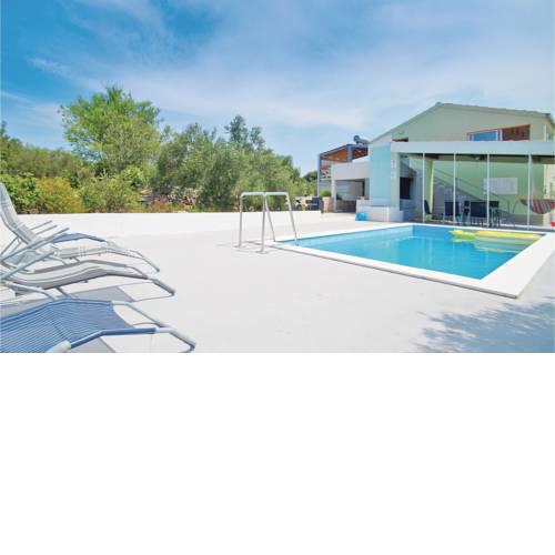Holiday home Stratincica 83 with Outdoor Swimmingpool