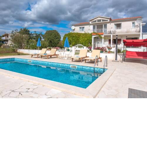 Holiday Home surrounded by nature near Omiš