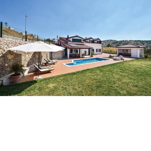 Holiday Home Svilaja