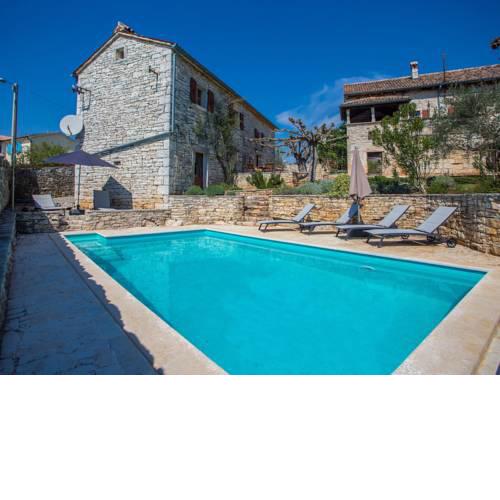 Luxurious Holiday Home in Heraki Croatia with Private Pool