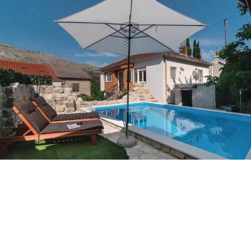 Holiday Home Tiho
