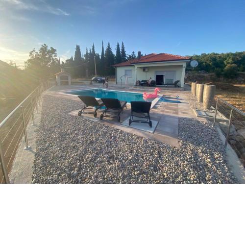 HOLIDAY HOME ToNi, Makarska- Vinjani
