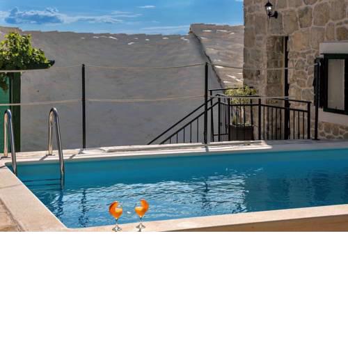 Holiday home Topolina with pool