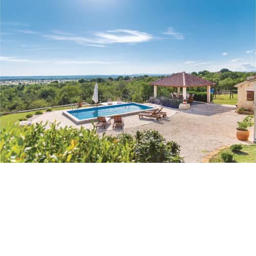 Holiday home Trbounje Cevidi