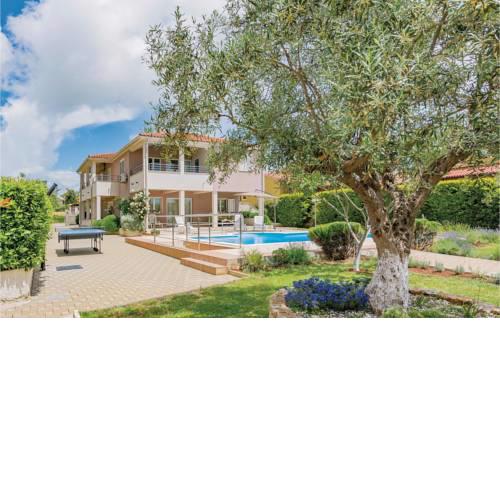Holiday home Ulica 1.maja VI