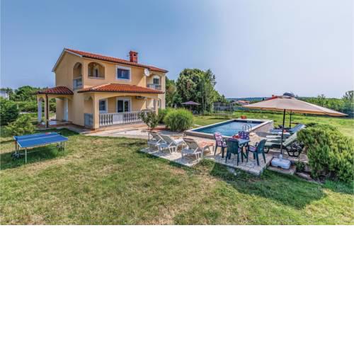 Holiday home Valtura Cr