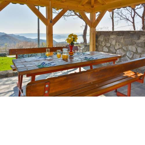 Holiday Home Velebitski Raj