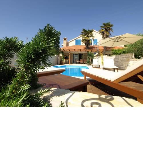 Holiday Home Villa Antišin