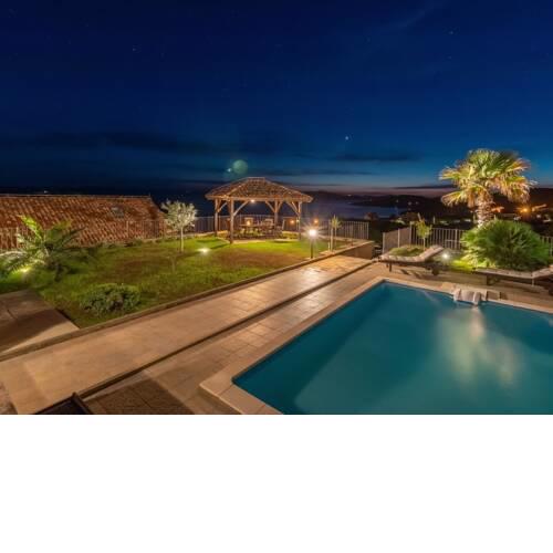 Holiday Home Villa Bugenvila