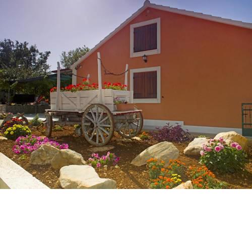 Holiday Home Villa Dalmatica moderna