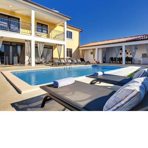 Holiday Home Villa Danica