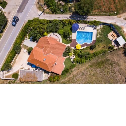 Holiday Home VIlla Lavarino Royal