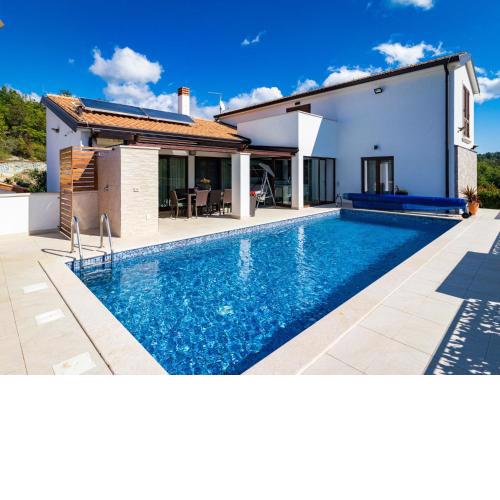 Holiday Home Villa Mala Halu